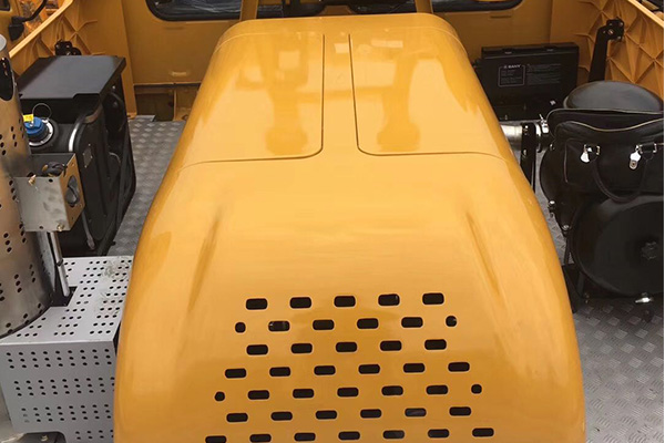 img of Construction Machinery Engine Cover